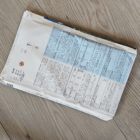 Vintage Butterick Halloween Pattern & Fabric For Pumpkin Costumes - Picture 4 of 8